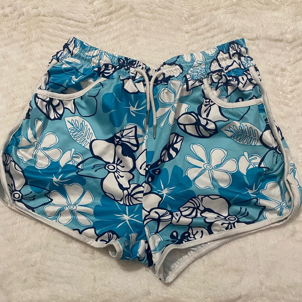 Floral Blue Women's Shorts
